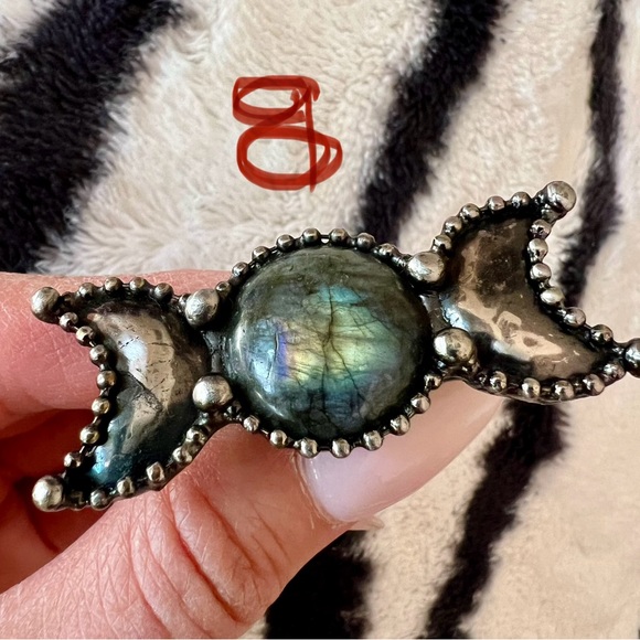 *NEW STOCK!* Witchy Lunar Cycle Labradorite + Pyrite Moon Ring 5 6 7 8 9 10 - Picture 8 of 12
